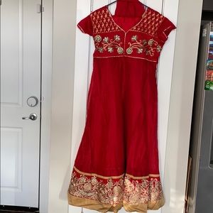 Women’s Long Dress with Matching Pant and Scarf